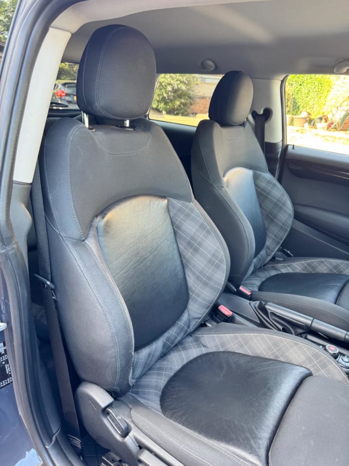 2018 Mini Hatch