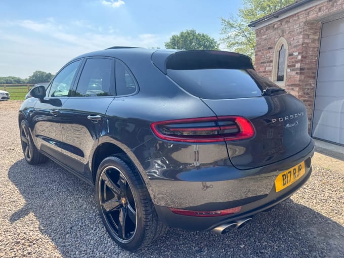 2017 Porsche Macan