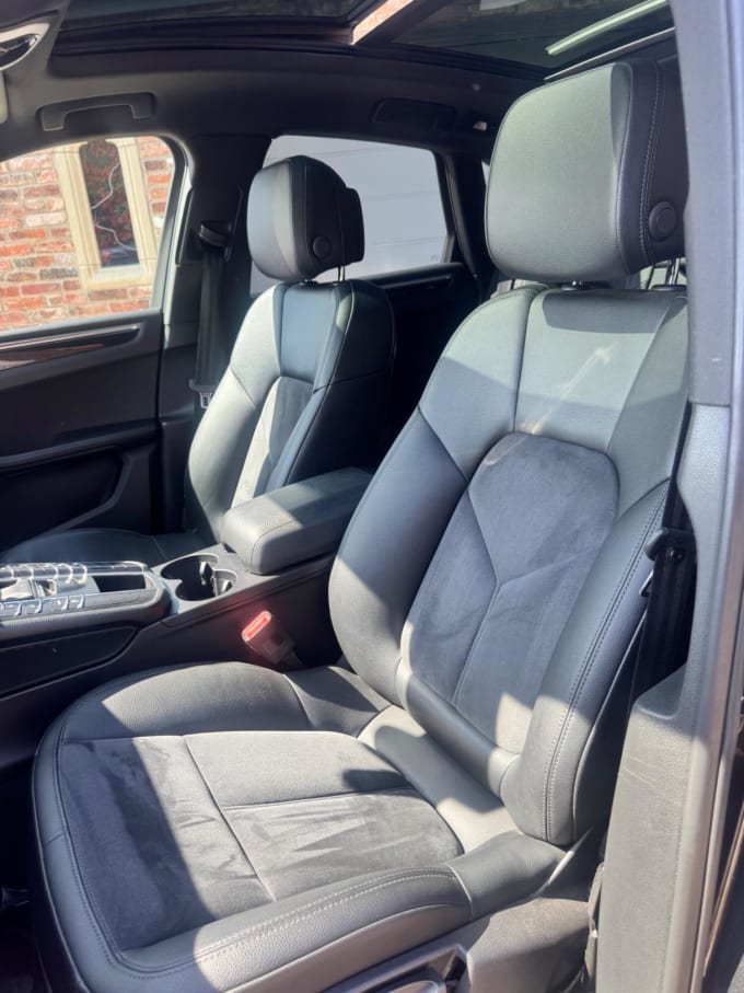 2017 Porsche Macan