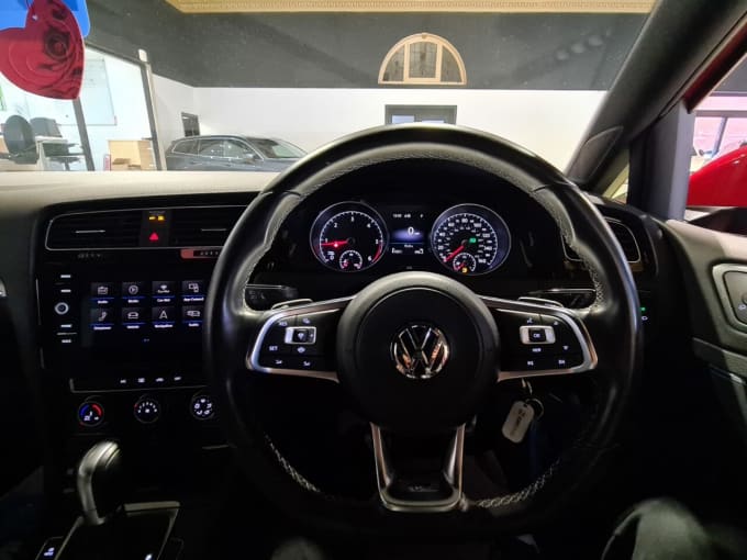 2019 Volkswagen Golf