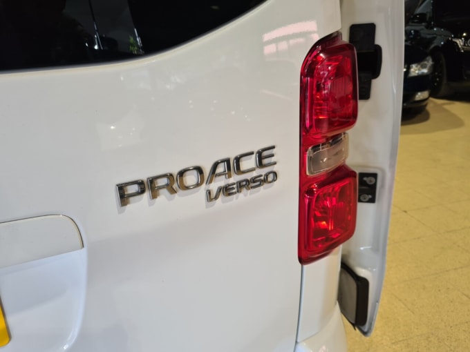 2025 Toyota Proace Verso