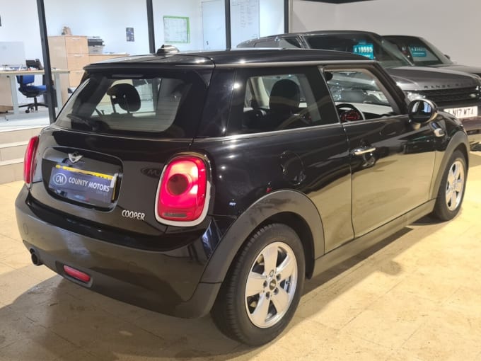 2025 Mini Hatch