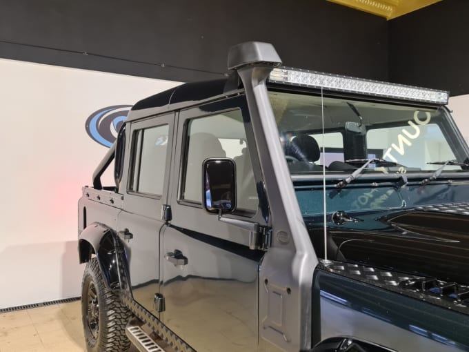 2025 Land Rover Defender