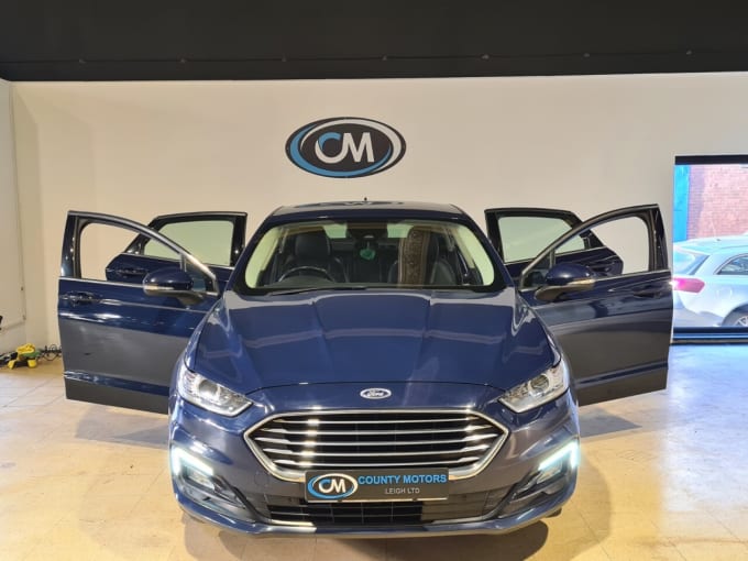 2025 Ford Mondeo