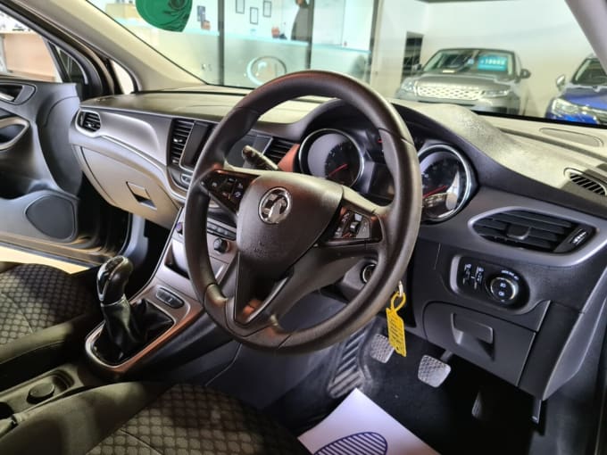 2025 Vauxhall Astra