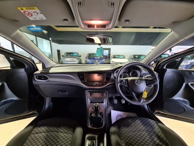2025 Vauxhall Astra