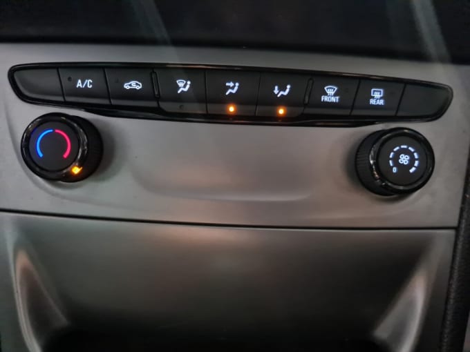 2025 Vauxhall Astra