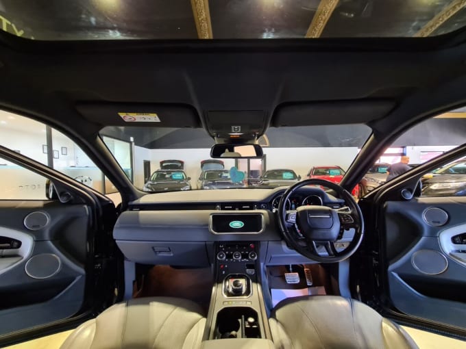 2025 Land Rover Range Rover Evoque