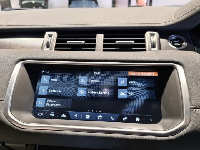 2025 Land Rover Range Rover Evoque