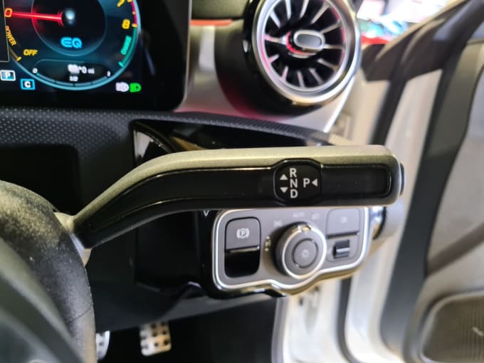 2025 Mercedes-benz Cla