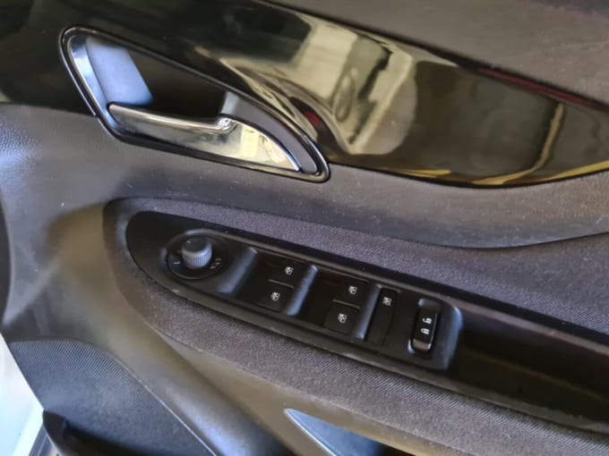 2025 Vauxhall Mokka X