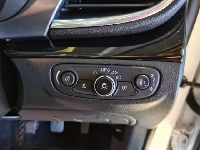 2025 Vauxhall Mokka X