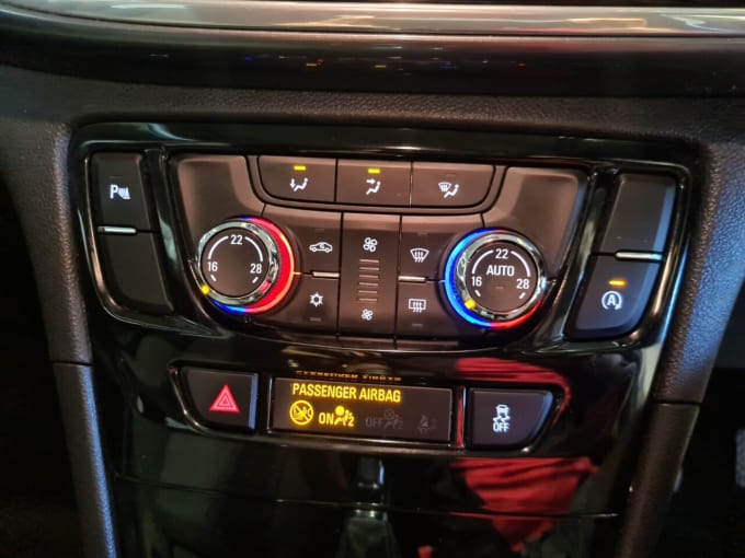2025 Vauxhall Mokka X