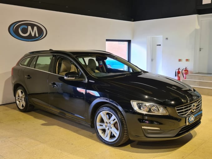 2025 Volvo V60