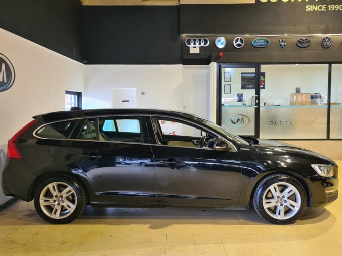 2025 Volvo V60