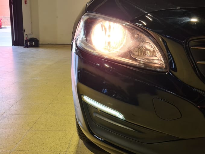 2025 Volvo V60