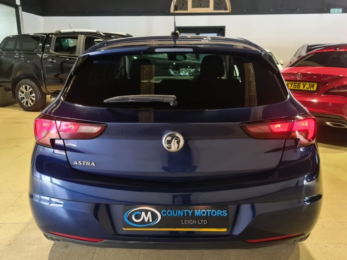 2025 Vauxhall Astra