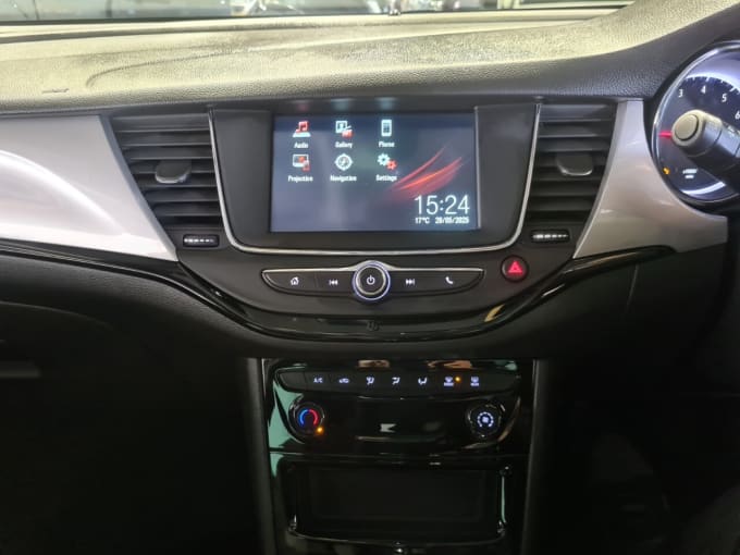 2025 Vauxhall Astra