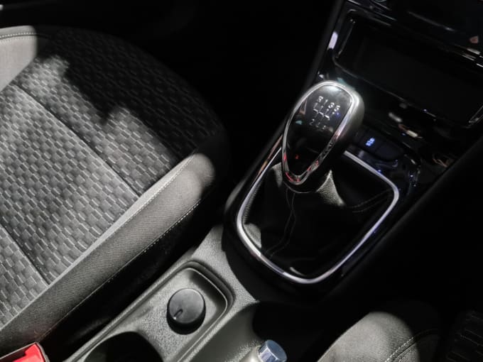 2025 Vauxhall Astra