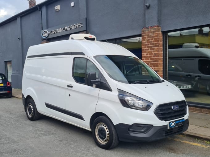 2025 Ford Transit Custom