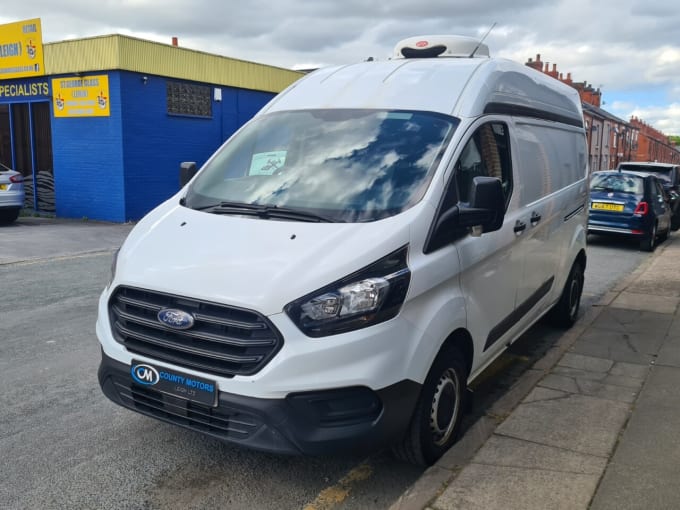 2025 Ford Transit Custom