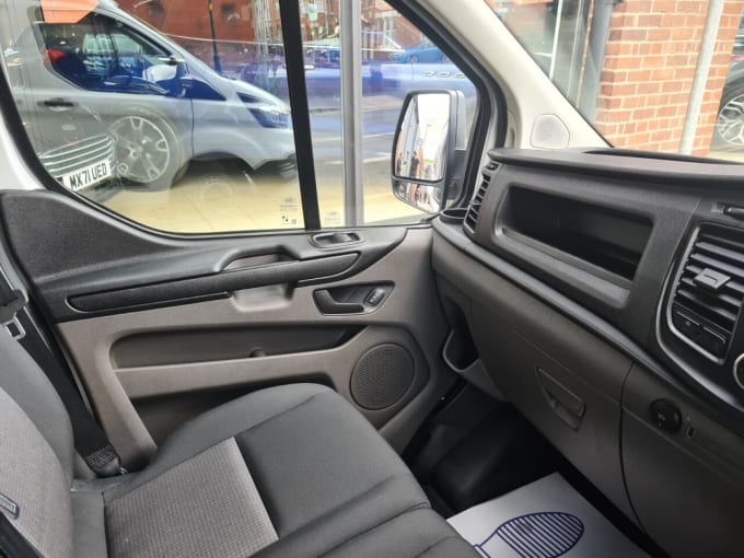 2025 Ford Transit Custom