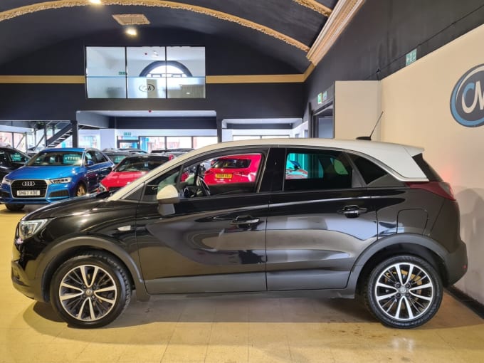 2025 Vauxhall Crossland X