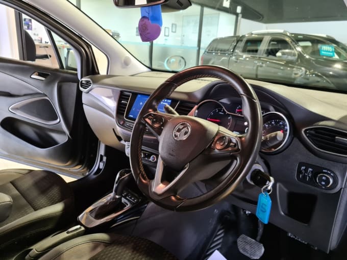 2025 Vauxhall Crossland X