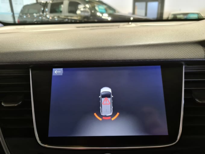 2025 Vauxhall Crossland X