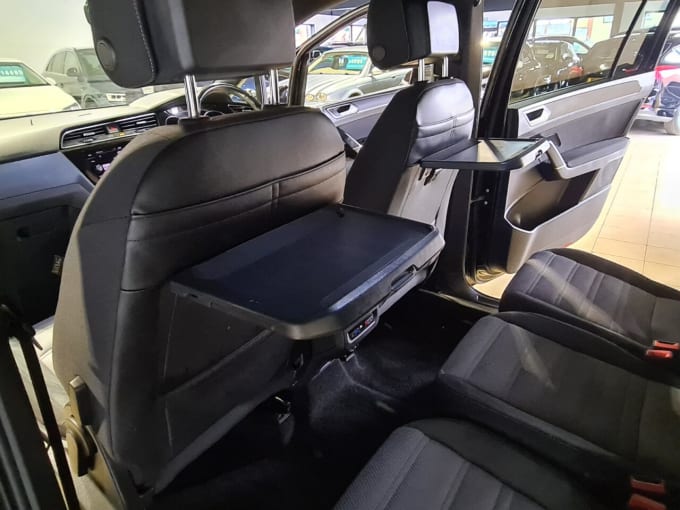 2025 Volkswagen Touran