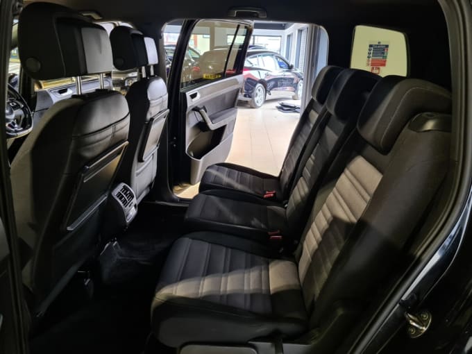 2025 Volkswagen Touran