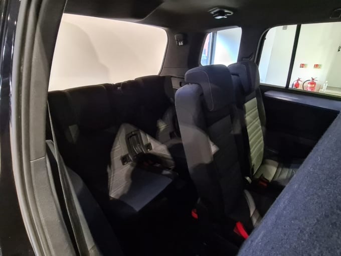 2025 Volkswagen Touran