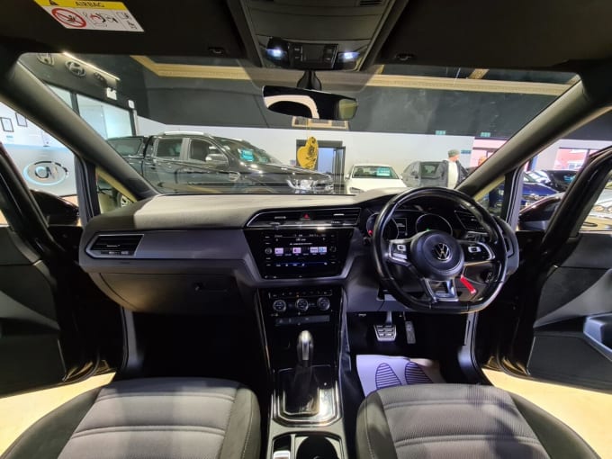 2025 Volkswagen Touran