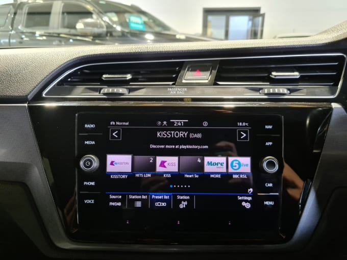 2025 Volkswagen Touran