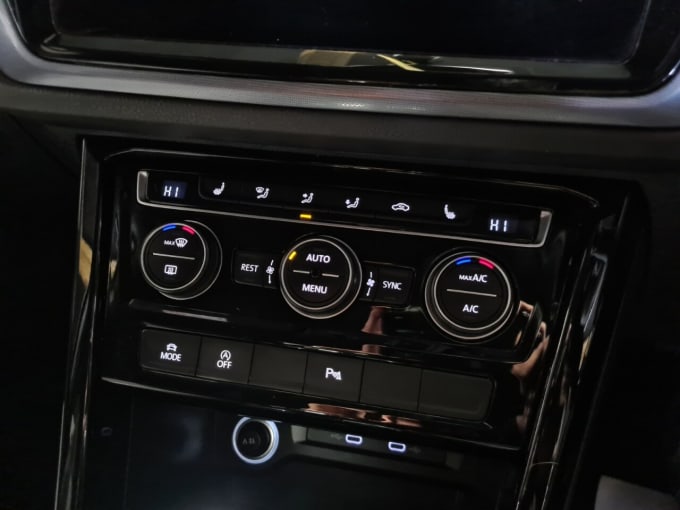 2025 Volkswagen Touran