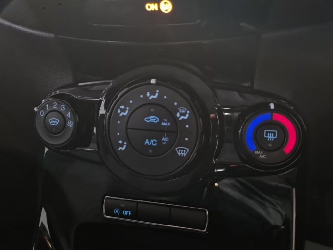 2025 Ford Fiesta