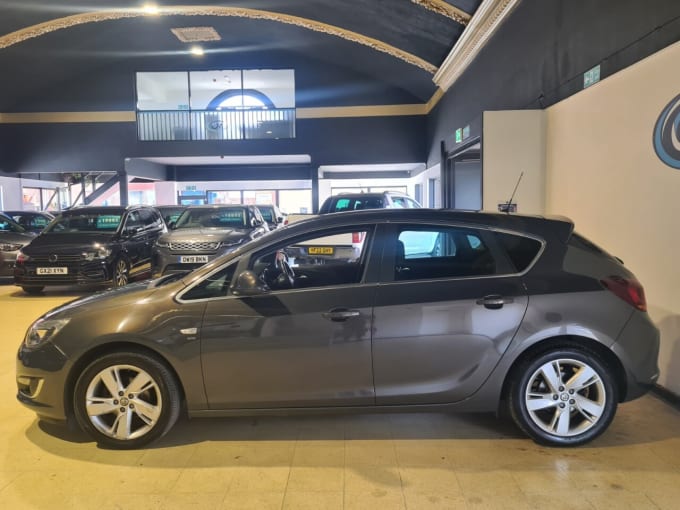 2025 Vauxhall Astra
