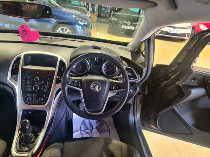 2025 Vauxhall Astra