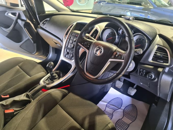 2025 Vauxhall Astra
