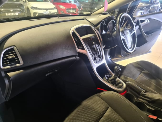 2025 Vauxhall Astra