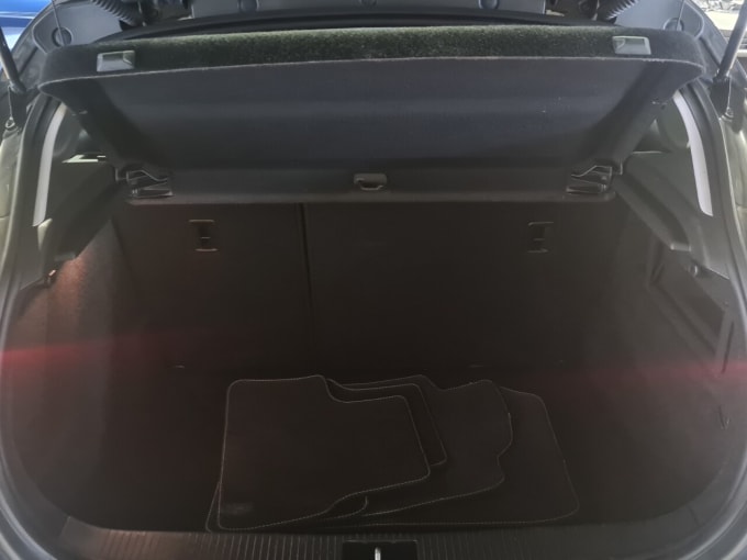 2025 Vauxhall Astra