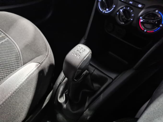 2025 Peugeot 208