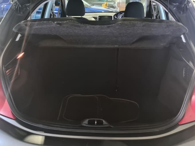 2025 Peugeot 208