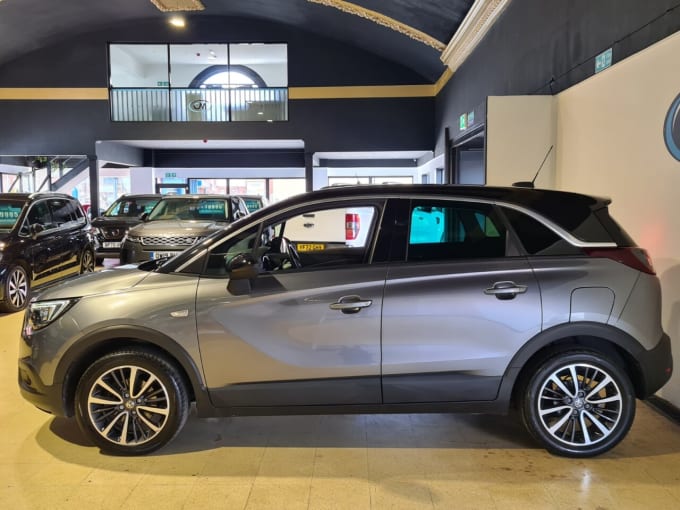 2025 Vauxhall Crossland X