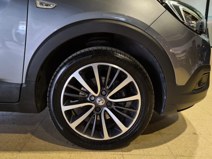 2025 Vauxhall Crossland X