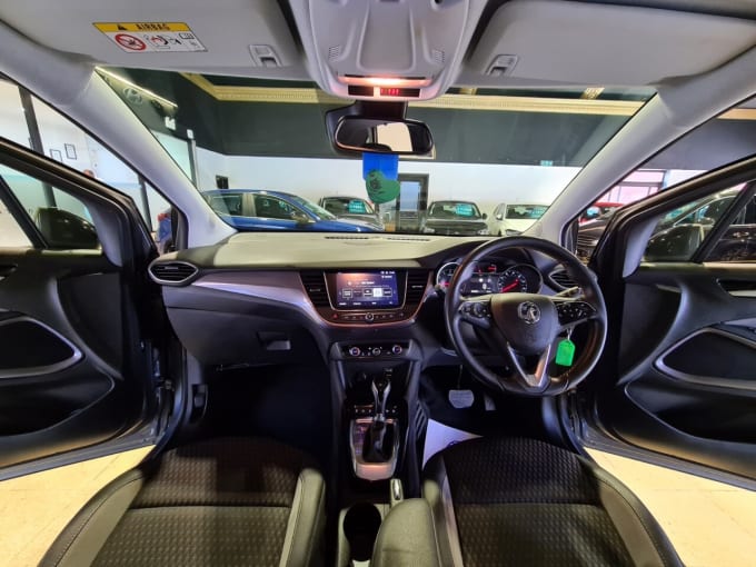 2025 Vauxhall Crossland X