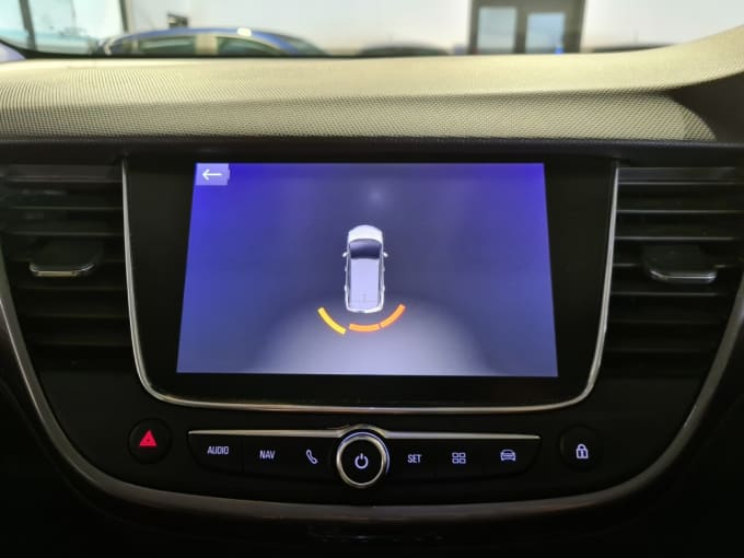 2025 Vauxhall Crossland X