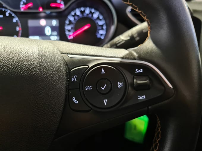 2025 Vauxhall Crossland X