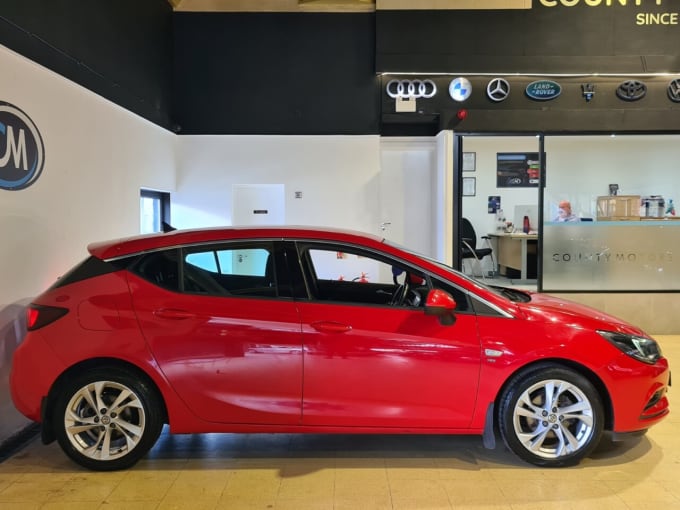 2025 Vauxhall Astra