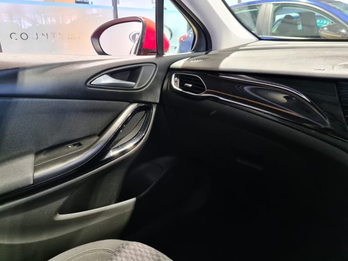 2025 Vauxhall Astra